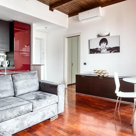 Joivy Charming Apartment In The Heart Of Isola District ميلان المظهر الخارجي الصورة