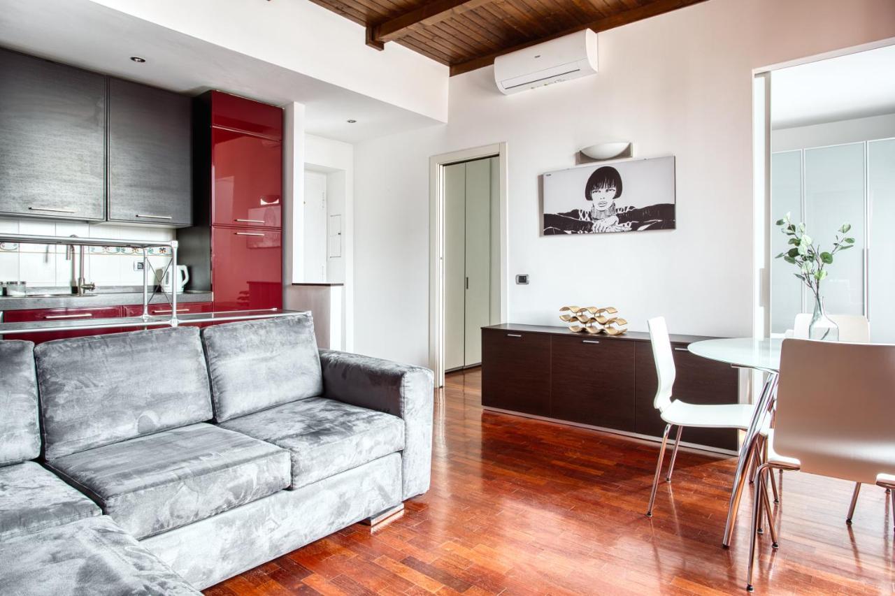 Joivy Charming Apartment In The Heart Of Isola District ميلان المظهر الخارجي الصورة